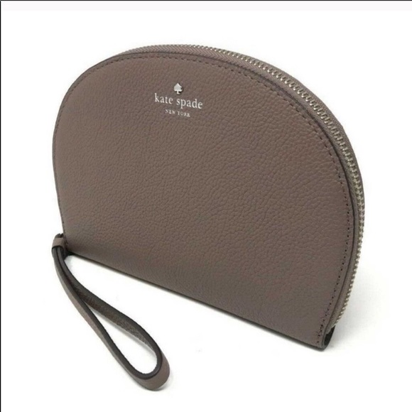 Kate Spade ♠️ Light Walnut Wristlet - Picture 2 of 6